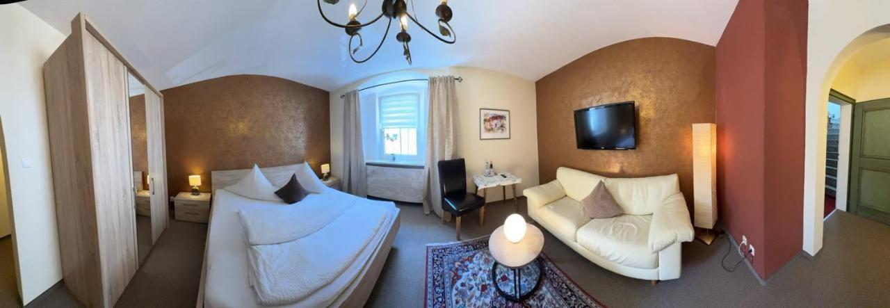 Hotel Zrenners Garni Waldsassen Eksteriør billede